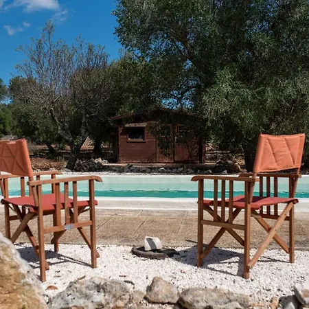 Trullo Paola Villa *