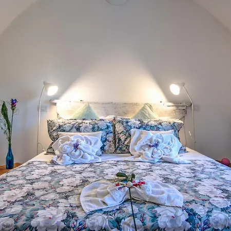 Trullo Paola Villa *